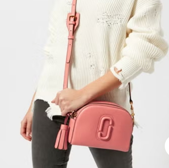 Marc Jacobs Coral Shutter Cross Body Bag - Picture 2 of 7